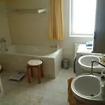 Apartmán V Rodinném Domě Hradec Králové