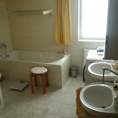 Appartement V Rodinném Domě Hradec Králové